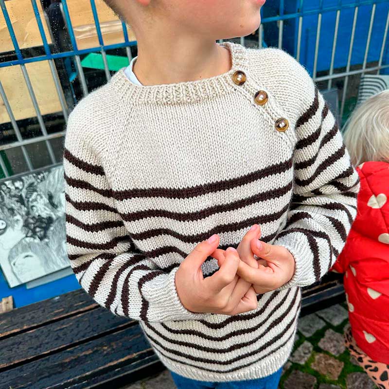 Seaside Sweater fra PetiteKnit (Opskrift i fysisk papirudgave)