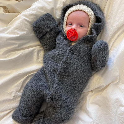 Selmas Sovedragt fra PetiteKnit