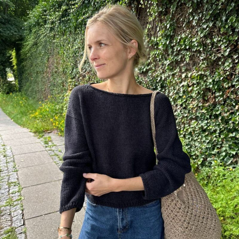 Strikkekit Sevilla blouse fra PetiteKnit i Line og Tynd Line garn