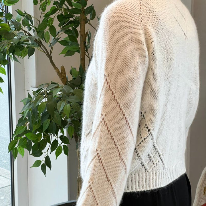 Diamond Line Sweater V-neck fra Siersknit i Sunday &amp; Tynd Silk Mohair
