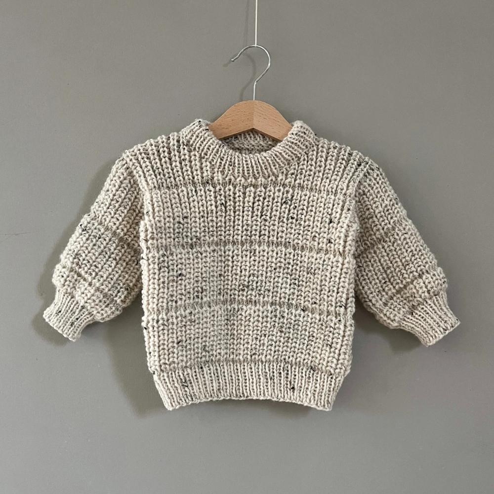 Strikkekit Silas Sweater fra Woolix i Peer Gynt TWEED