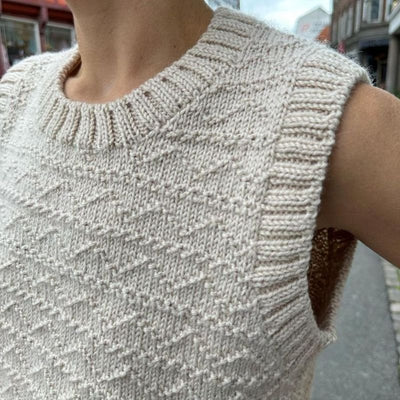 Sille Slipover fra PetiteKnit (Opskrift i fysisk papirudgave) - KreStoffer
