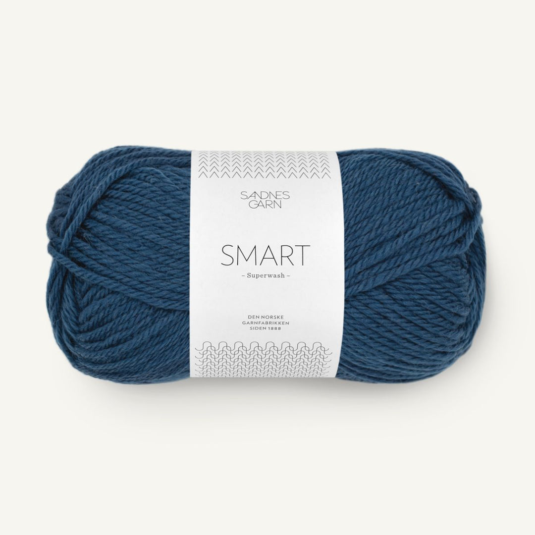 Smart garn fra Sandnes Garn Mørk blå