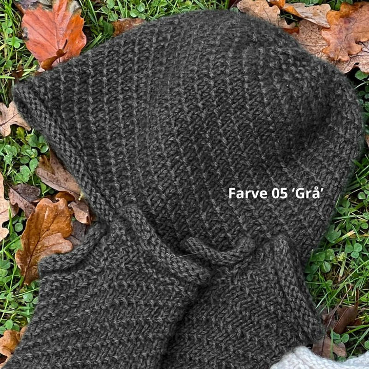 Strikkekit Spir hue og handsker fra NORDIC KNIT HOUSE i Yak garn