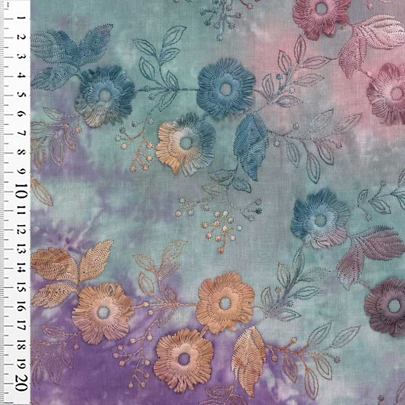 Tie Dye bomuld med broderet blomster I