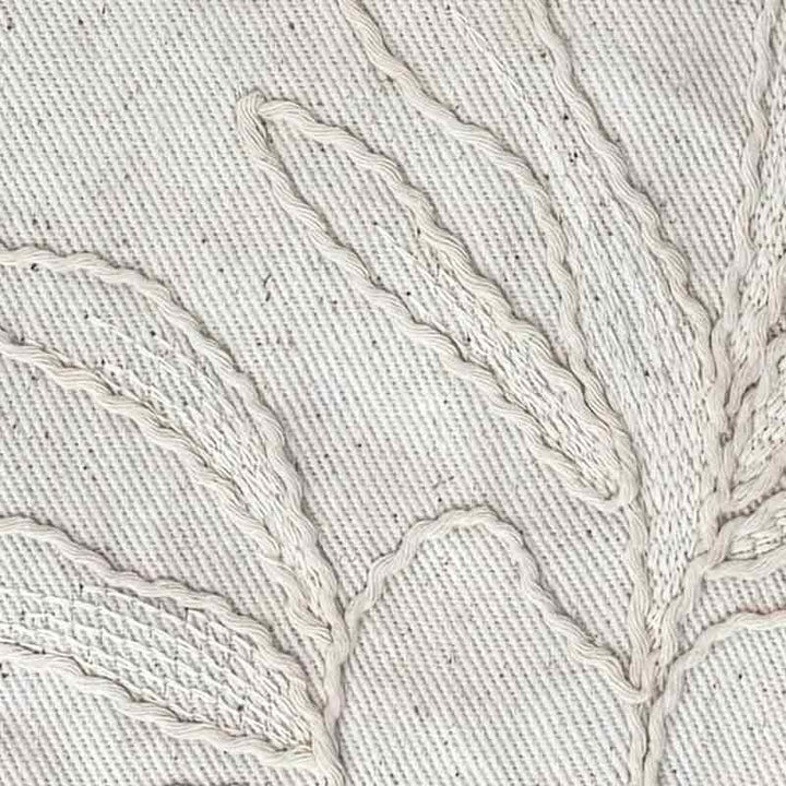 Bomuldstwill med blomster broderi