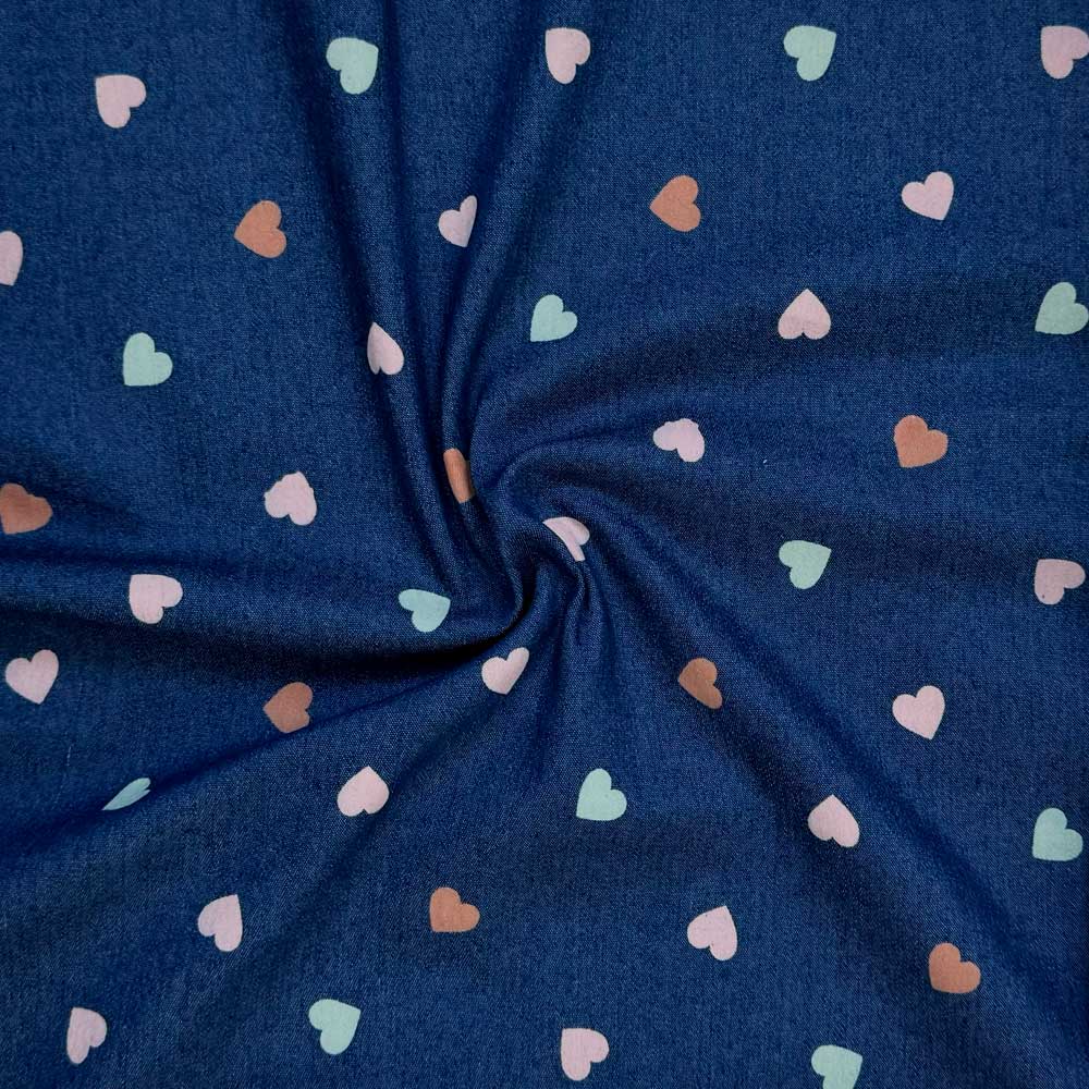Denim med farvede hjerter
