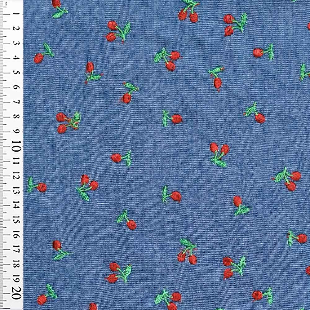 Denim med broderede kirsebær