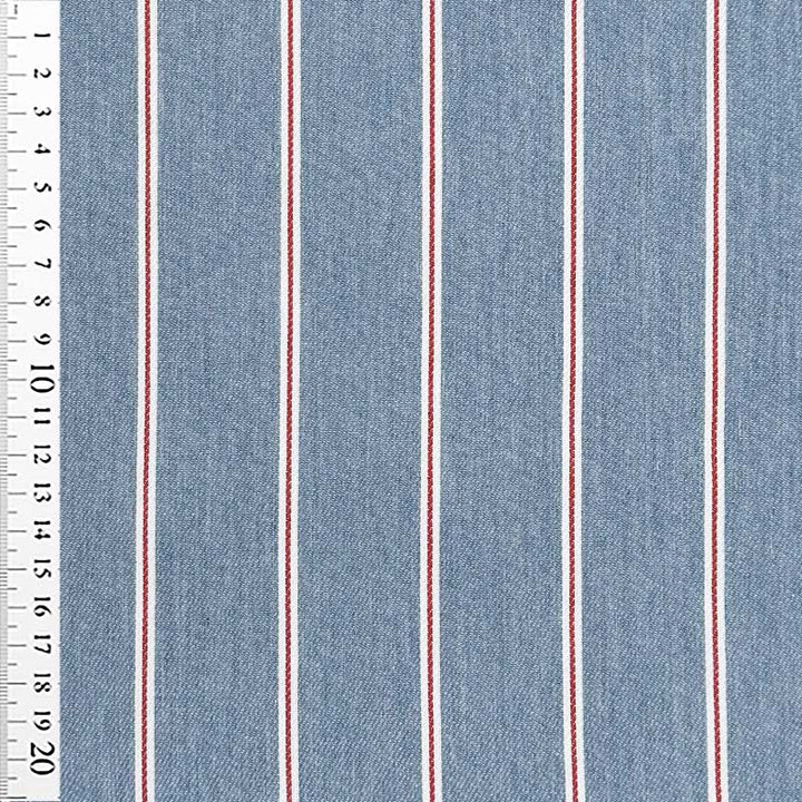Denim med smalle striber i lyseblå