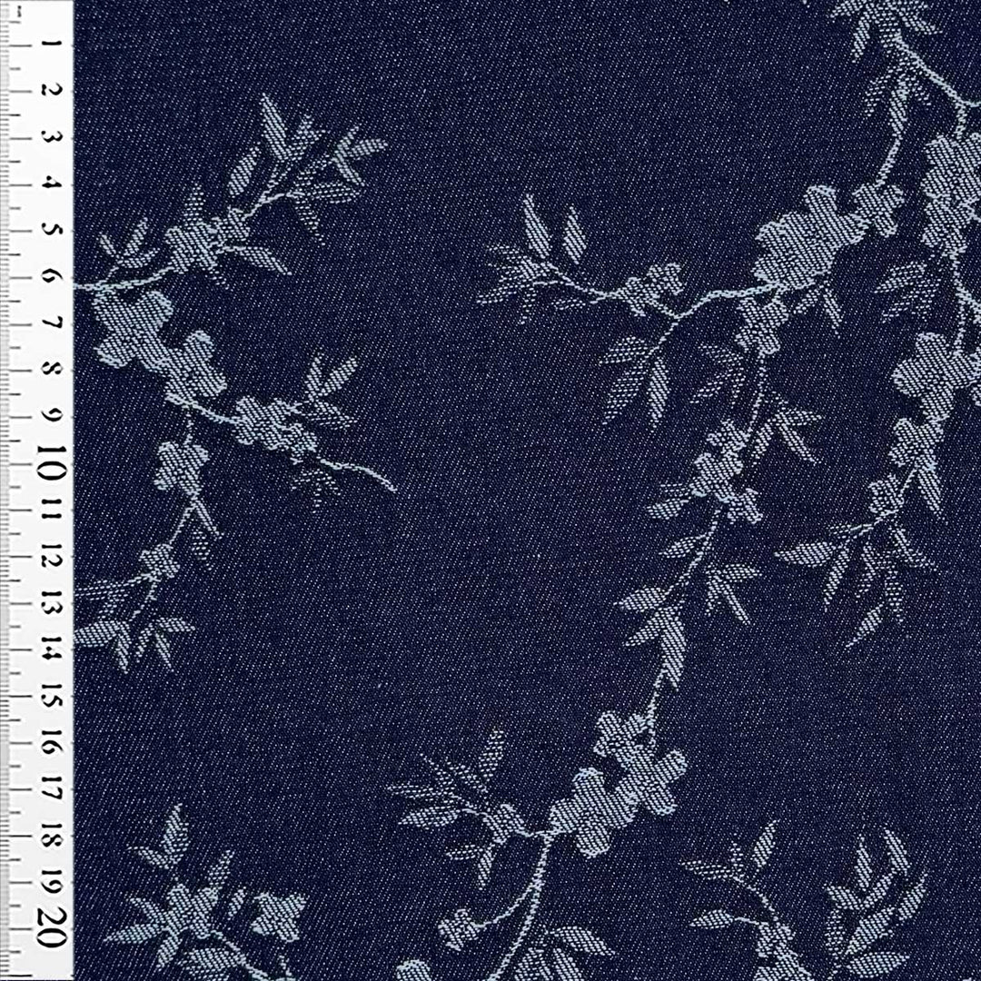 Denim med vævede blomsterranker i marineblå