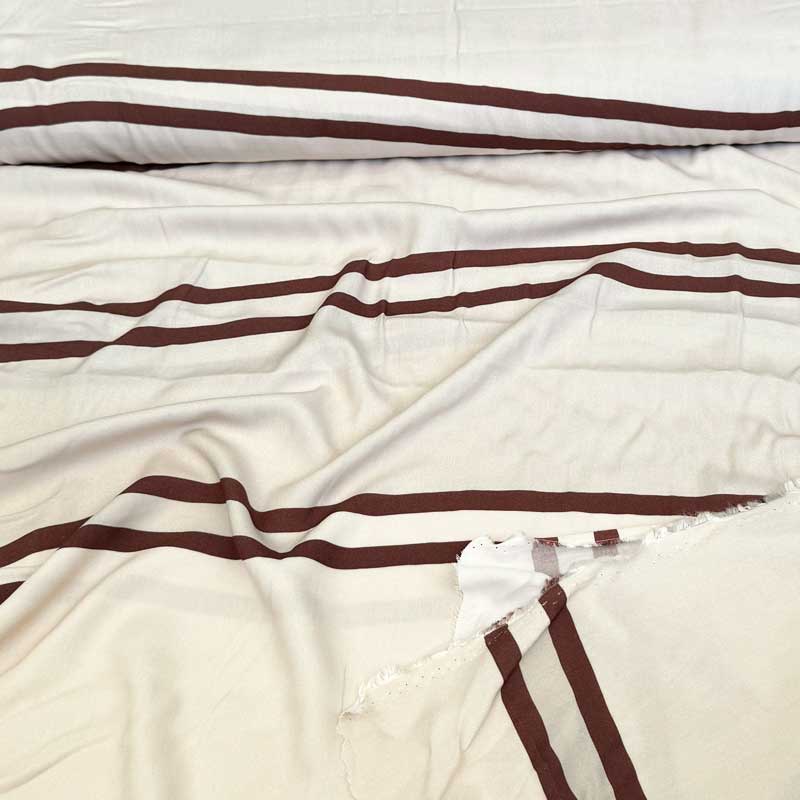 Fast viscose med to parallel brune striber II