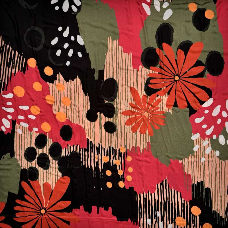 Modal Rayon med grafisk blomster mix fra Cloud9