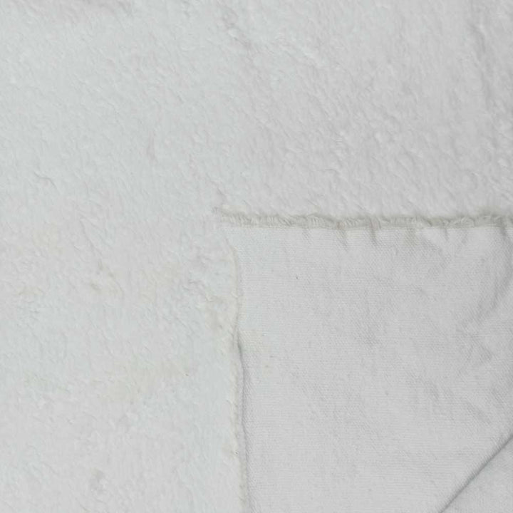 Ensfarvet plys i off white