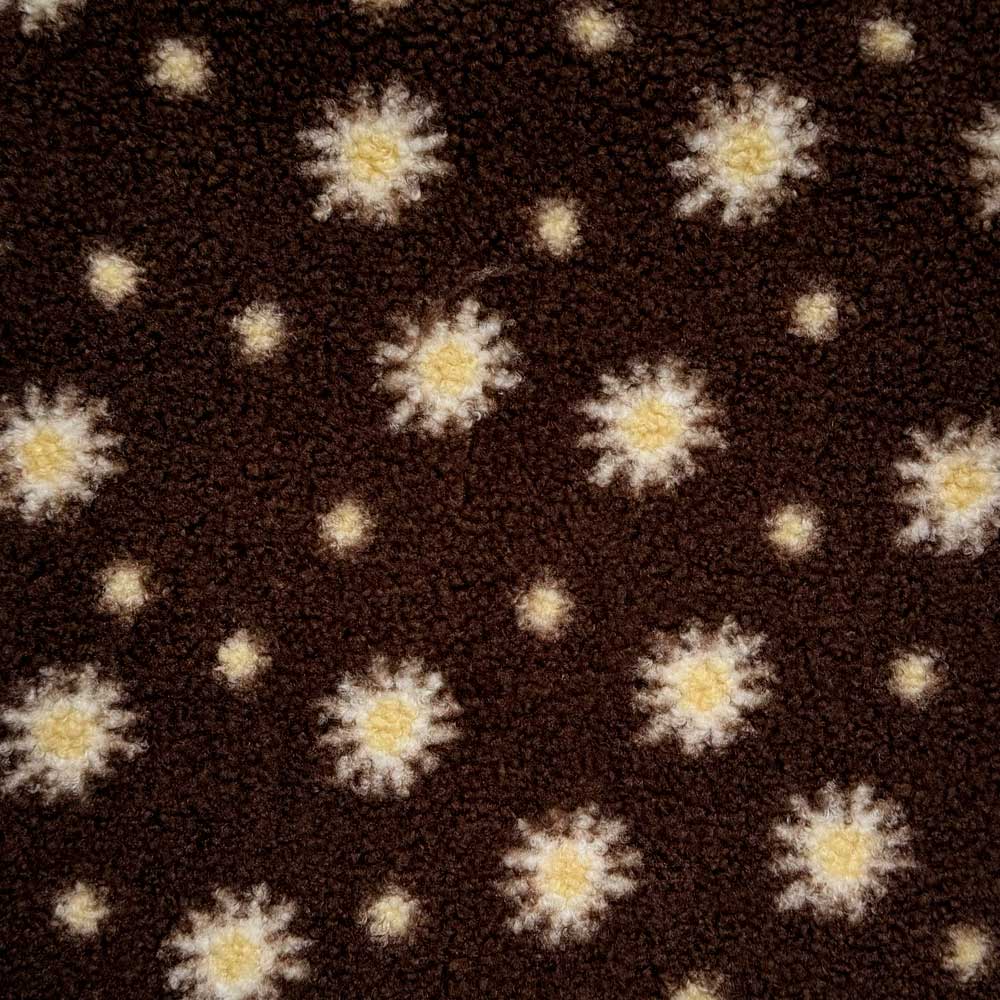 Chokoladefarvet teddy med printede margueritter