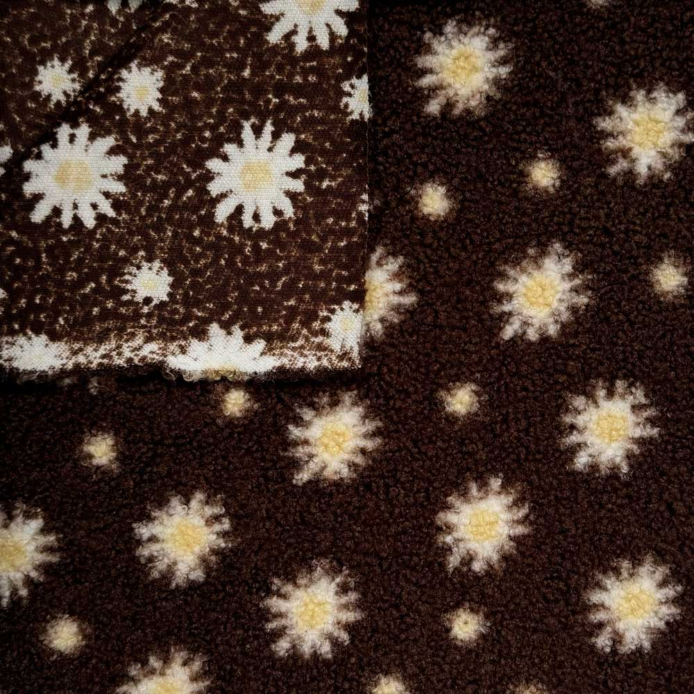 Chokoladefarvet teddy med printede margueritter