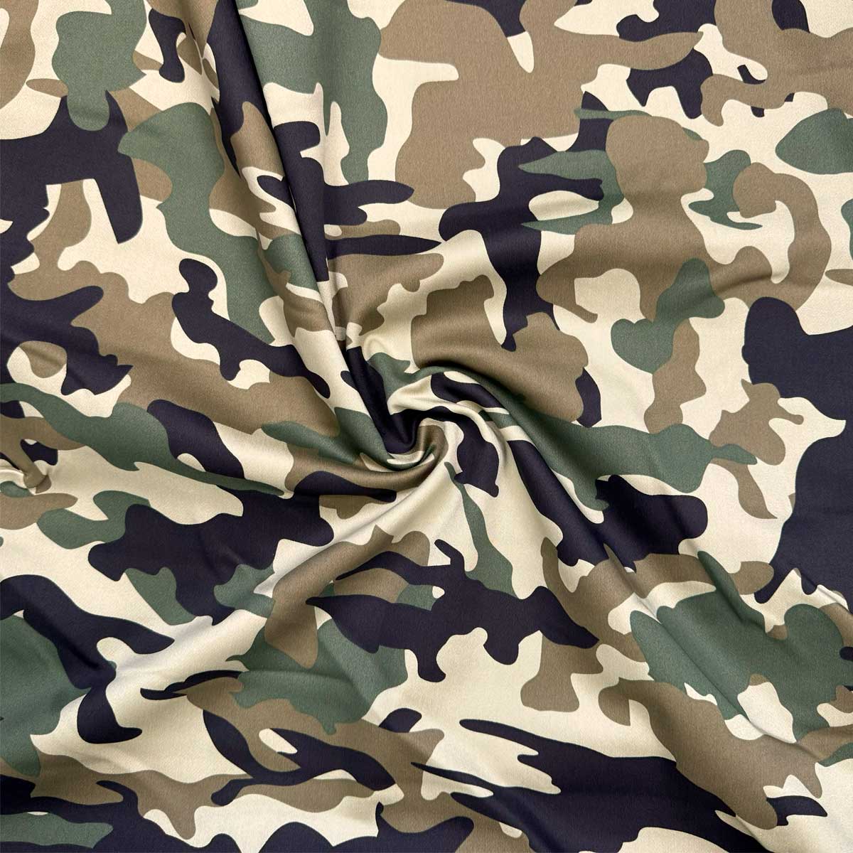 Twill med stræk i mørk camouflage print