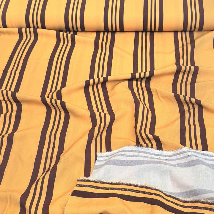 Fast viscose med brune variable striber II