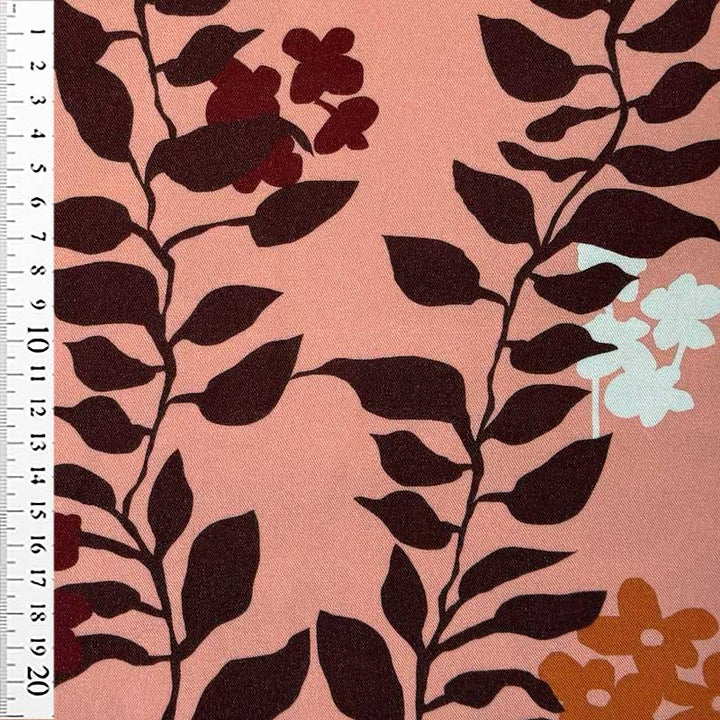 Fast viscose med parallelle blomsterranker fra Light and Lush