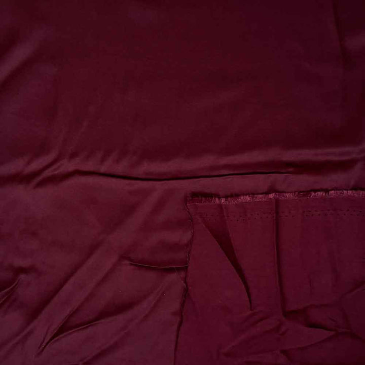 Fast viscose satin med lidt stræk i bordeaux
