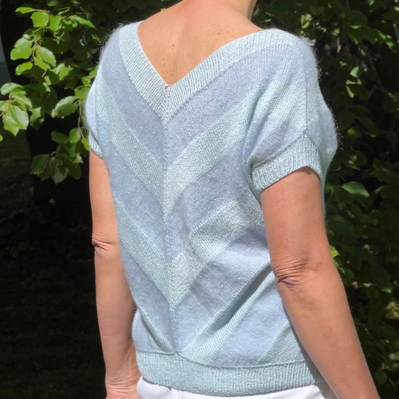 Strikkekit Bluse med diagonale striber i Tynd Line og Tynd Silk Mohair