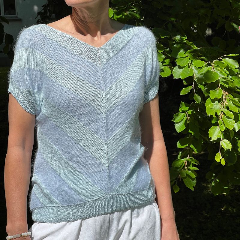 Strikkekit Bluse med diagonale striber i Tynd Line og Tynd Silk Mohair