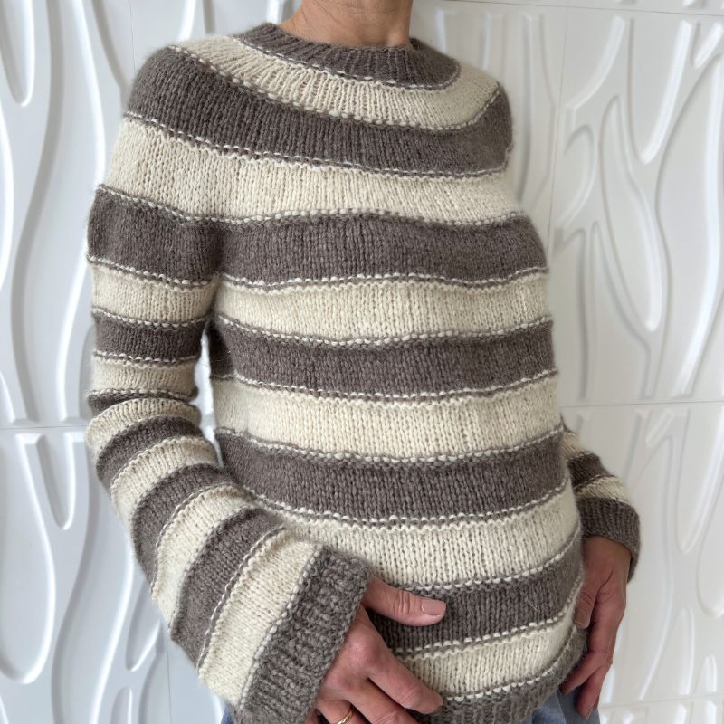 Strikkekit Easy Stripe Jumper fra NORDIC KNIT HOUSE i KOS garn