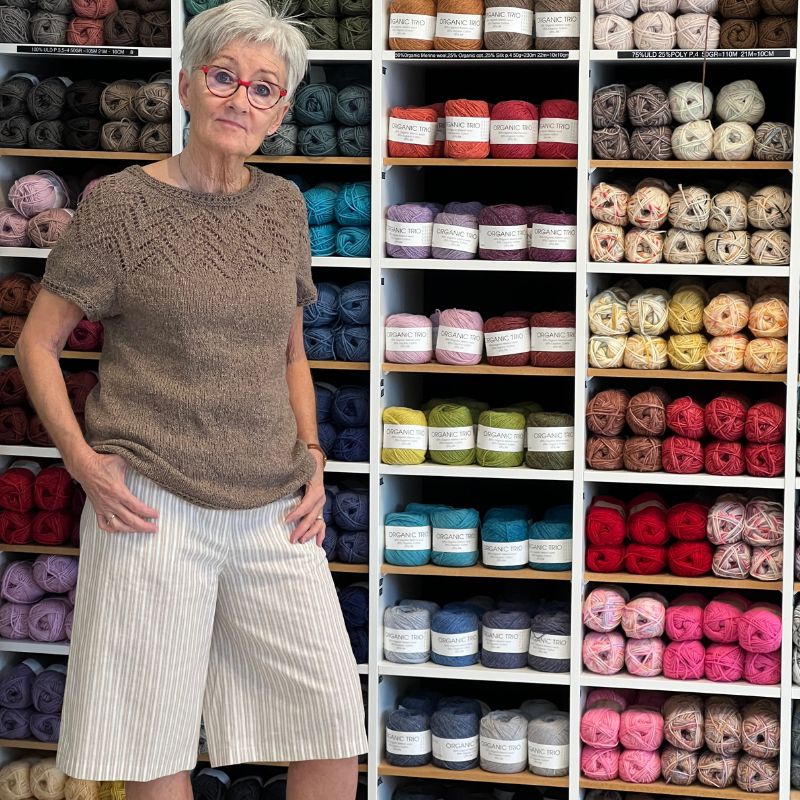 Strikkekit Tine T-shirt 2670 i Organic Trio fra Hjertegarn