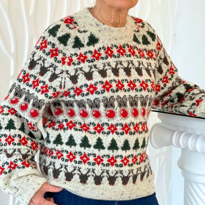Strikkekit 24-04 Julesweater fra Sandnes Garn i Tynd Peer Gynt