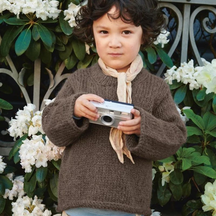 Strikkekit 2408_2b Kinsley Sweater i KOS garn fra Sandnes