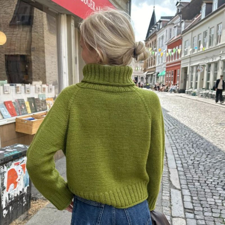 Strikkekit Amy Sweater fra PetiteKnit i Peer Gynt garn