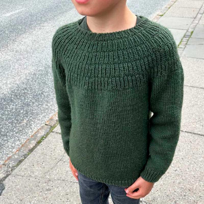 Strikkekit Ankers Trøje fra PetiteKnit i Peer Gynt garn