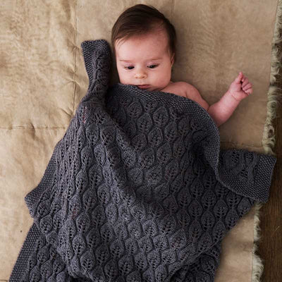 Strikkekit Bella Tæppe fra Le Knit i Babyuld Lanett - KreStoffer