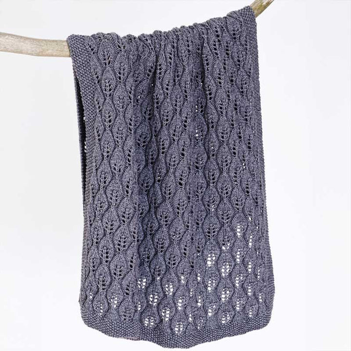 Strikkekit Bella Tæppe fra Le Knit i Babyuld Lanett
