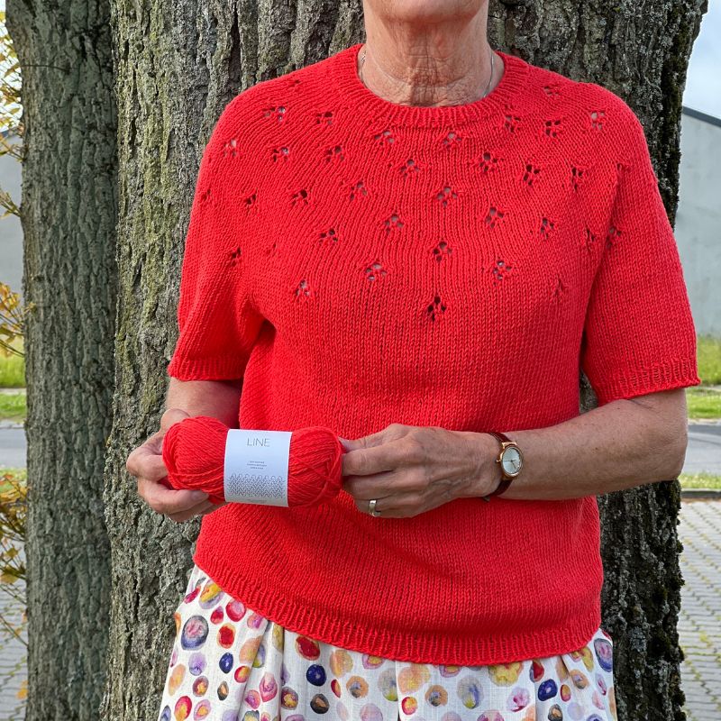 Strikkekit Clover Tee bluse fra Le Knit i Line garn