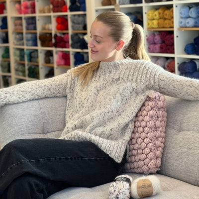 Strikkekit, Colorful Walk bluse i Fabel og Brushed Alpaca Silk fra DROPS - KreStoffer