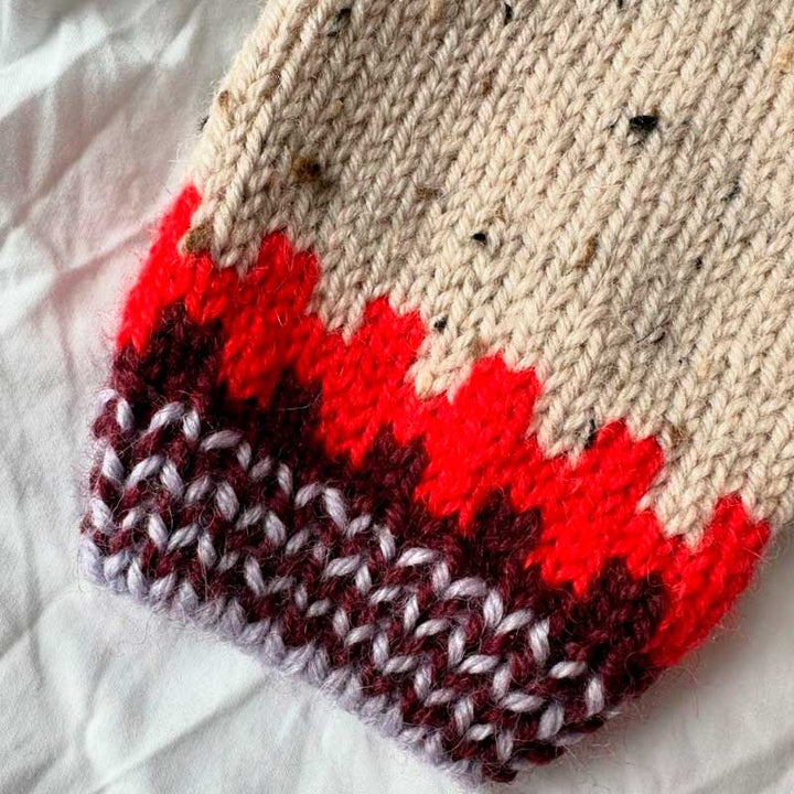 Strikkekit Cross Sweater Junior i Peer Gynt fra PetiteKnit