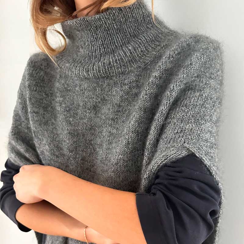 Strikkekit Darcy Cape fra Le knit i Sunday og Tynd Silk Mohair