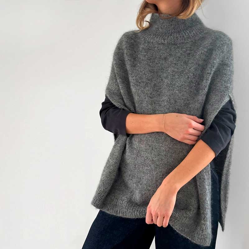 Strikkekit Darcy Cape fra Le knit i Sunday og Tynd Silk Mohair