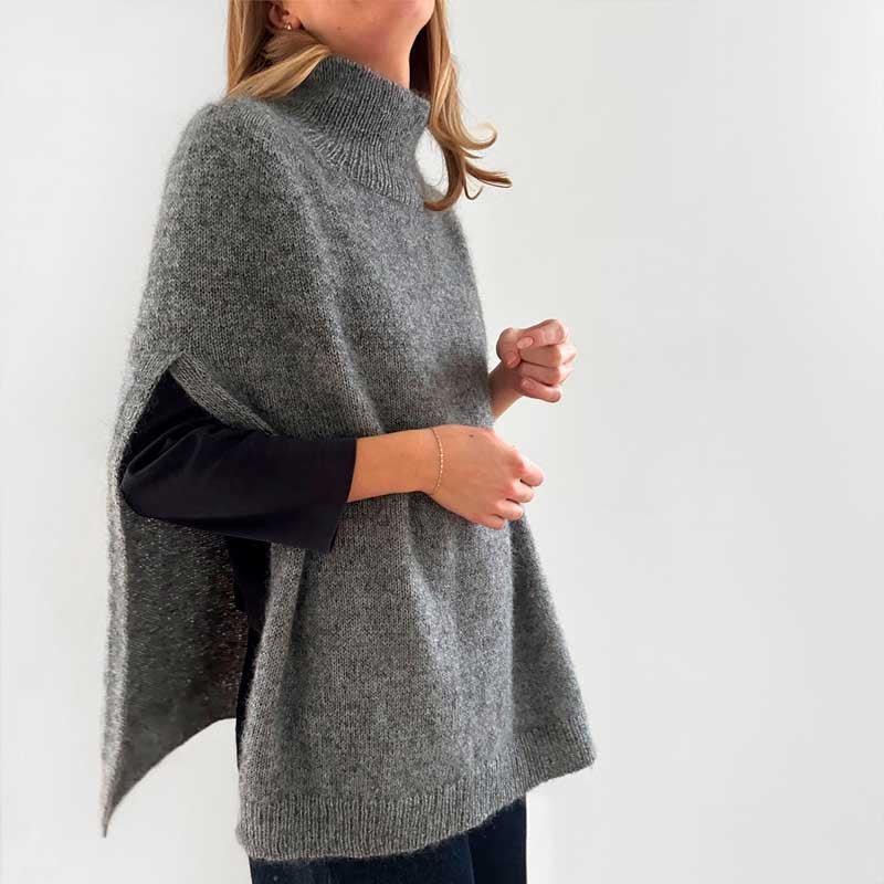 Strikkekit Darcy Cape fra Le knit i Sunday og Tynd Silk Mohair