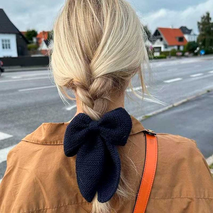 Strikkekit December Bow fra PetiteKnit i Alpakka garn