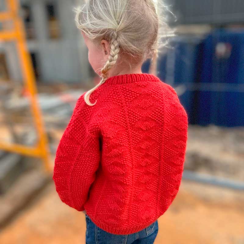 Strikkekit Esther Sweater Junior i Peer Gynt garn - KreStoffer