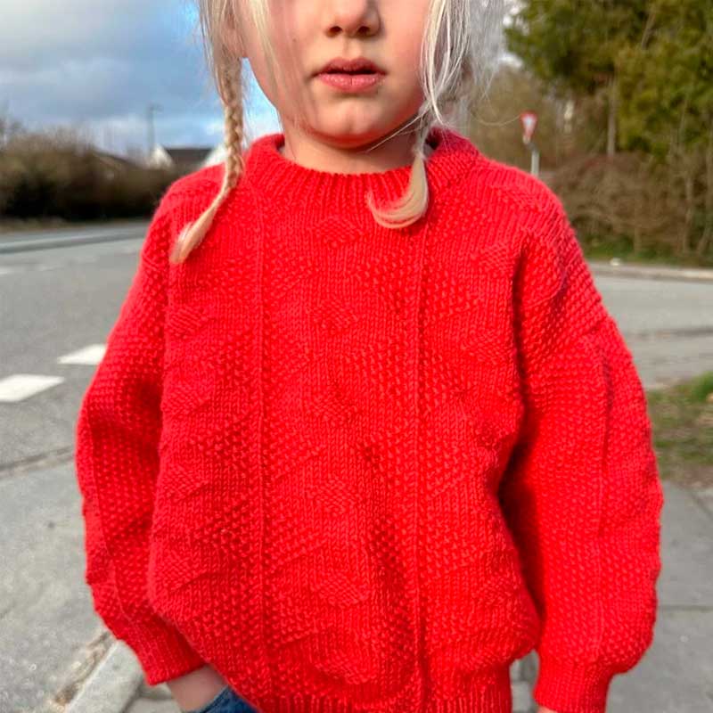 Strikkekit Esther Sweater Junior i Peer Gynt garn - KreStoffer