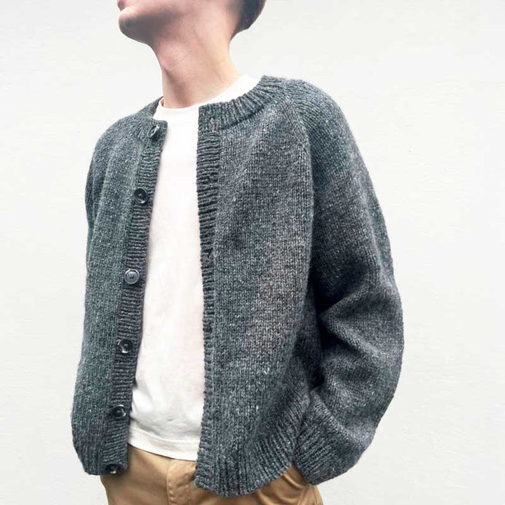 Strikkekit Foundation Cardigan Man fra Le Knit i Fritidsgarn