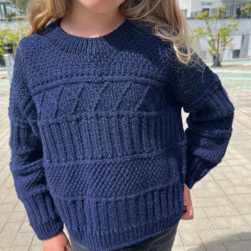 Strikkekit Ingrid Sweater Junior i Peer Gynt garn