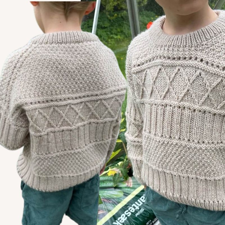 Strikkekit Ingrid Sweater Junior i Peer Gynt garn
