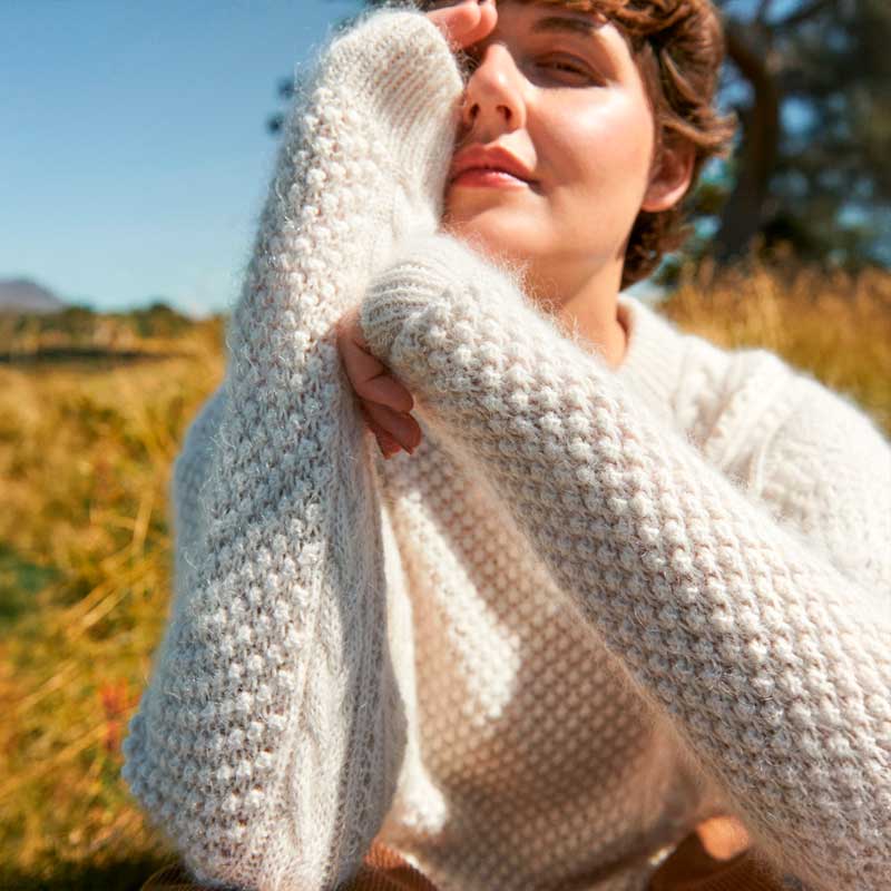 Strikkekit Isla sweater fra Le knit i Sunday og Tynd Silk Mohair - KreStoffer