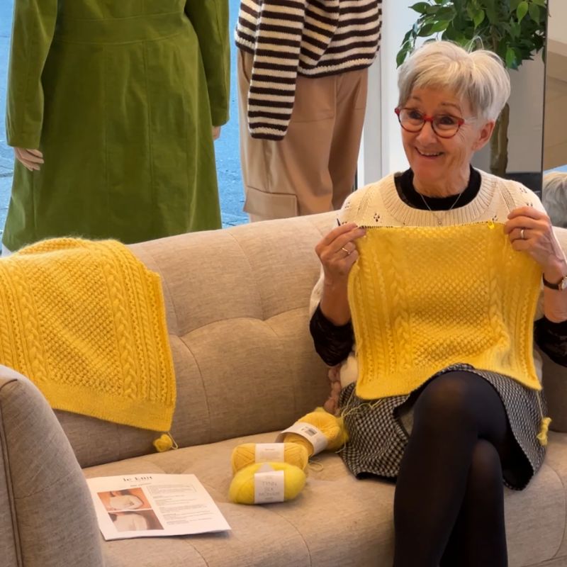 Strikkekit Isla sweater fra Le knit i Sunday og Tynd Silk Mohair