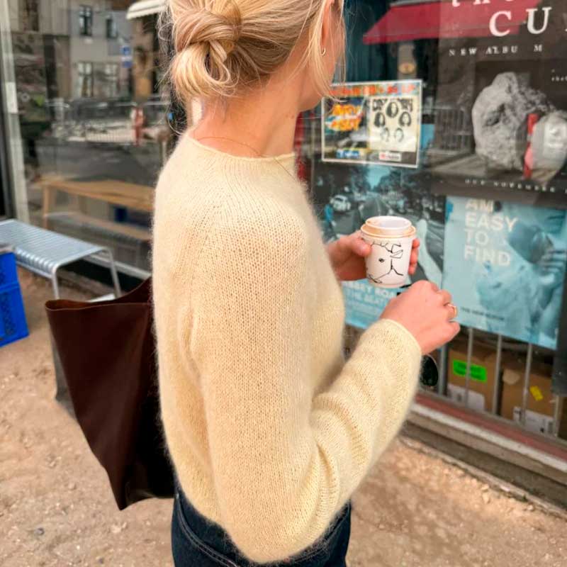 Strikkekit Ivy Blouse fra PetiteKnit i Tynd Silk Mohair