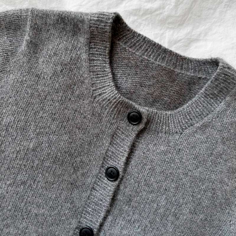 Strikkekit Maggie Cardigan fra PetiteKnit i Cashmere Premium fra Lang Yarns