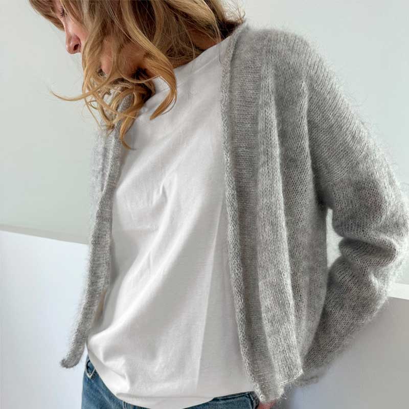 Strikkekit Plain Cardigan Light fra Le Knit i Tynd Silk Mohair